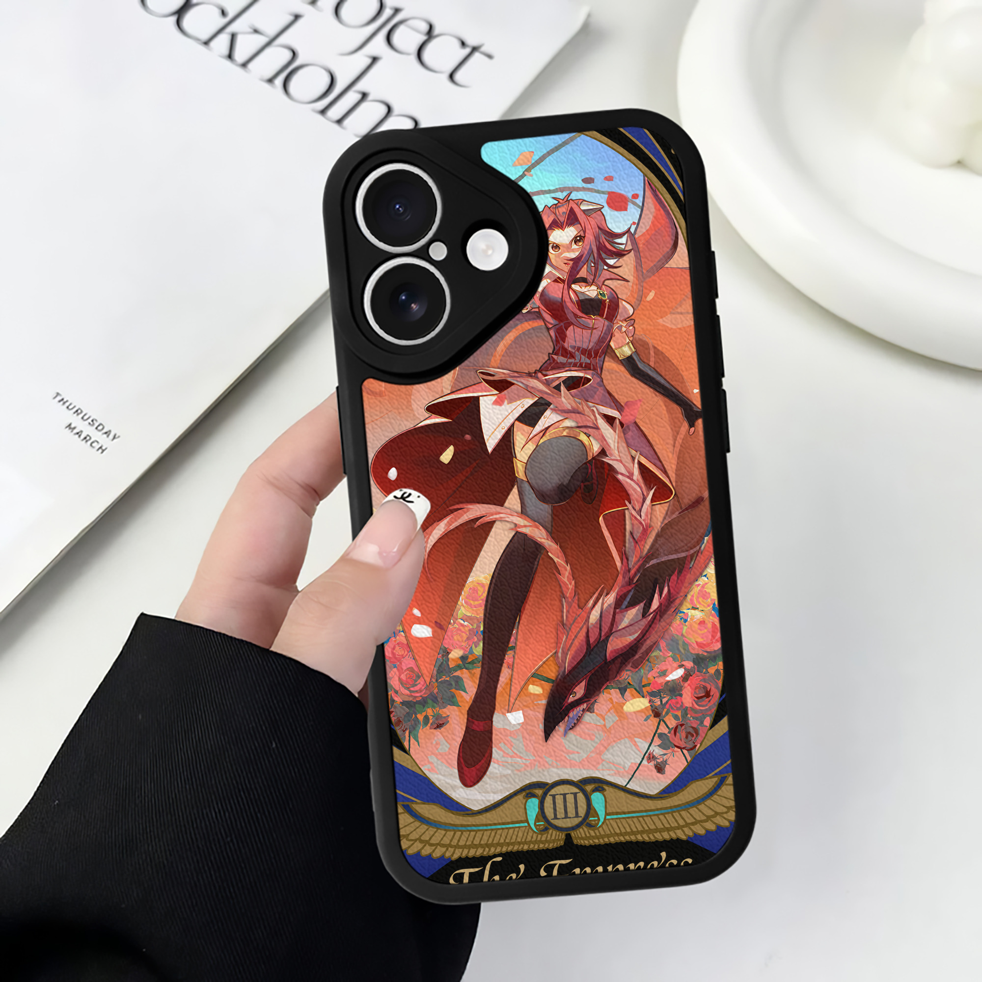 （画像用） 遊☆戯☆王 Yu-Gi-Oh! 【iPhone 16シリーズ対応】シリコンスマホケース（レザー調） 材質：シリコン
